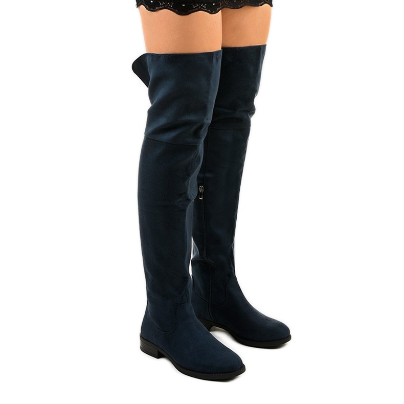 Botas sobre la rodilla planas azul marino de Wysless