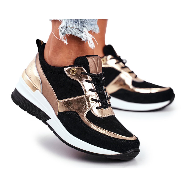 Vinceza Deportivo mujer piel negro y dorado 21-7777
