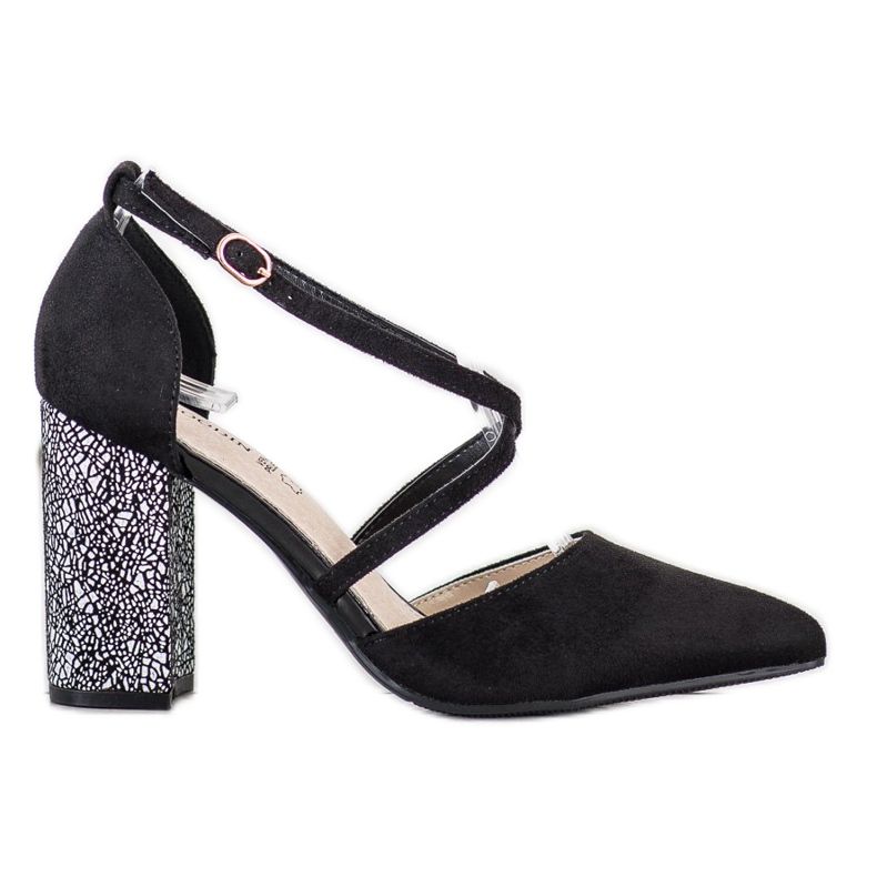 Goodin Bombas de moda en un pilar negro Goodin Bombas de moda en un pilar negro