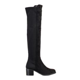 Balada Botas en poste bajo negro