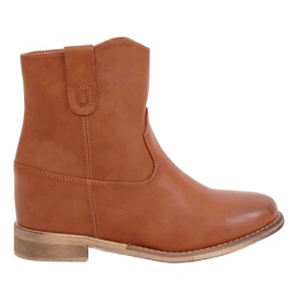 Botas sobre una cuña oculta camel 8003 Camel marrón Botas sobre una cuña oculta camel 8003 Camel marrón