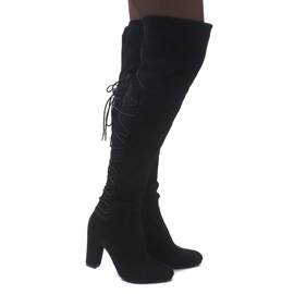Botas de ante en una barra 15135-67 Negro