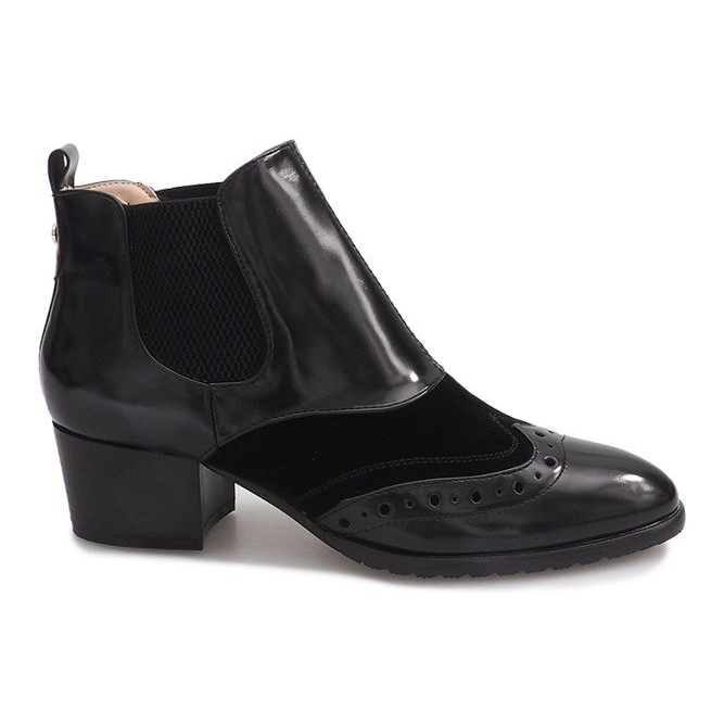 Zapato lacado sobre pilar 8582-1 Negro