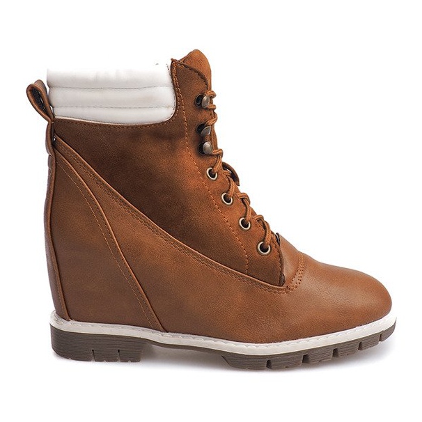 Cuñas de madera aisladas CN865 Camel marrón Cuñas de madera aisladas CN865 Camel marrón