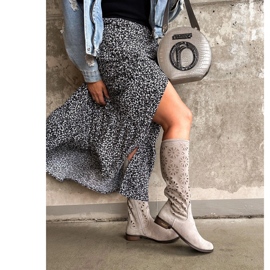 Olivier Botas de mujer caladas gris claro