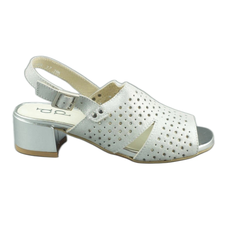 Dolce Pietro Sandalias plateadas en el poste 2084 plata