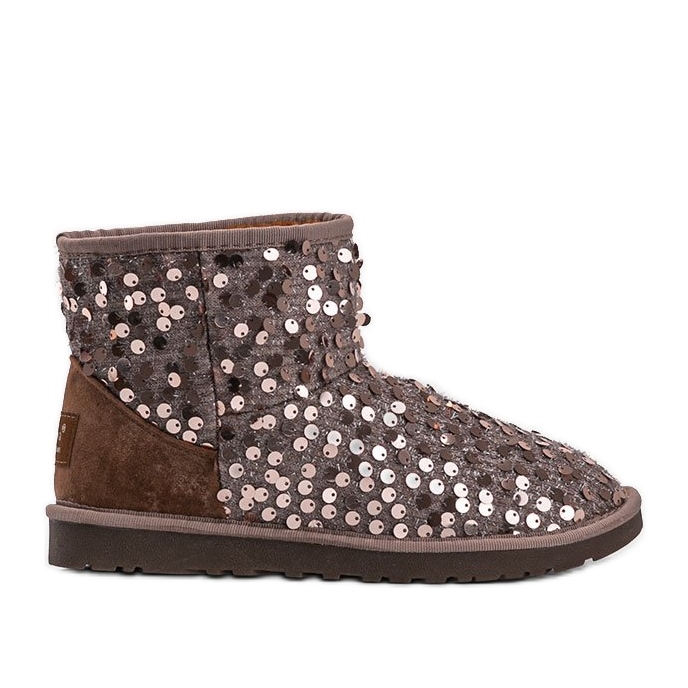 Botas marrones aisladas, tipo emu 886 marrón