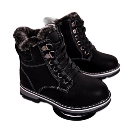 Tramperos para niños aislados con piel Black Luke negro