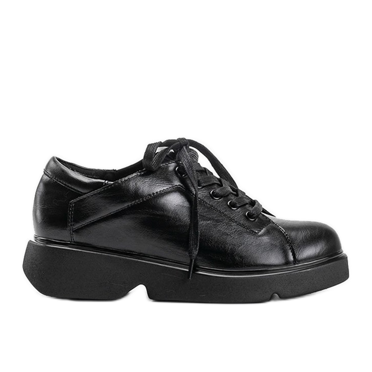Zapatos negros mate en la cuña Alena