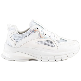 SHELOVET Zapatillas blancas en la plataforma blanco