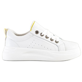 SHELOVET Zapatillas de moda en la plataforma blanco