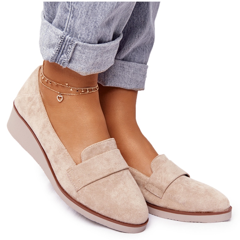 Elegantes Zapatos Cuña Vinceza 10599 Ante Beige