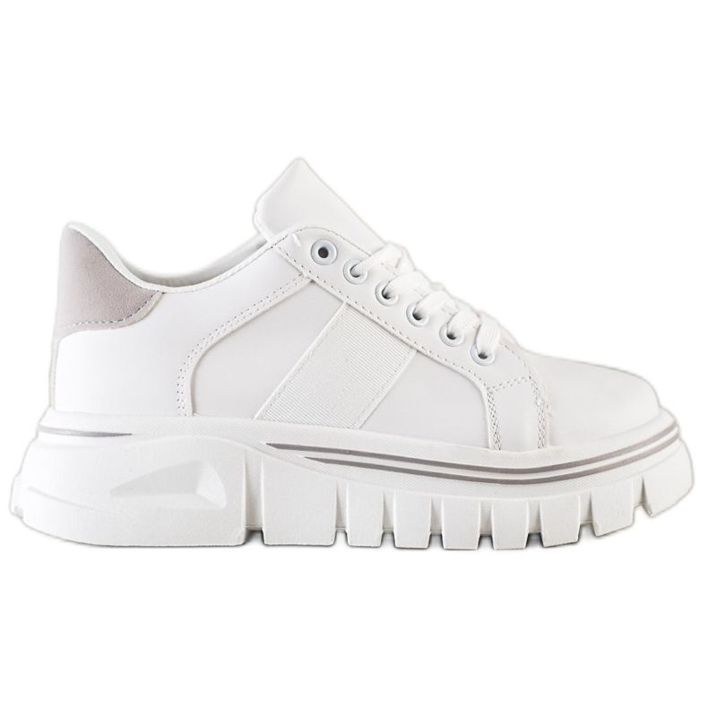 SHELOVET Zapatillas blancas en la plataforma blanco