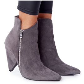 Botas Asimétricas De Tacón Alto Gris Lu Boo
