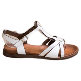 Las sandalias blancas de Sergio Leone blanco