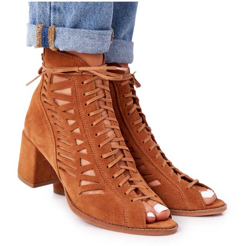 Botas de ante calado Maciejka Red 04040-29 marrón