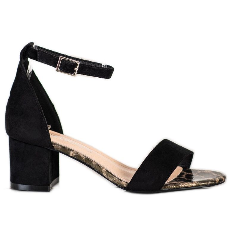 Sandals On A Bar Sergio Leone negro