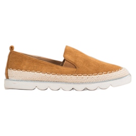 SHELOVET Slipons de gamuza para la primavera marrón
