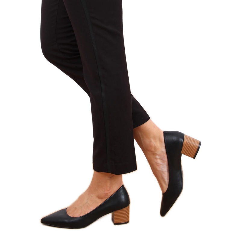 Salón con tacón ancho negro CL76P Negro Salón con tacón ancho negro CL76P Negro