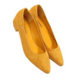 Salón de tacón bajo CL70P Amarillo miel