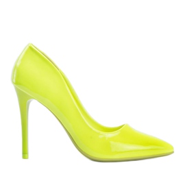 Tacones lacados amarillos de Angela