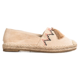 Best Shoes Alpargatas de moda con adornos beige