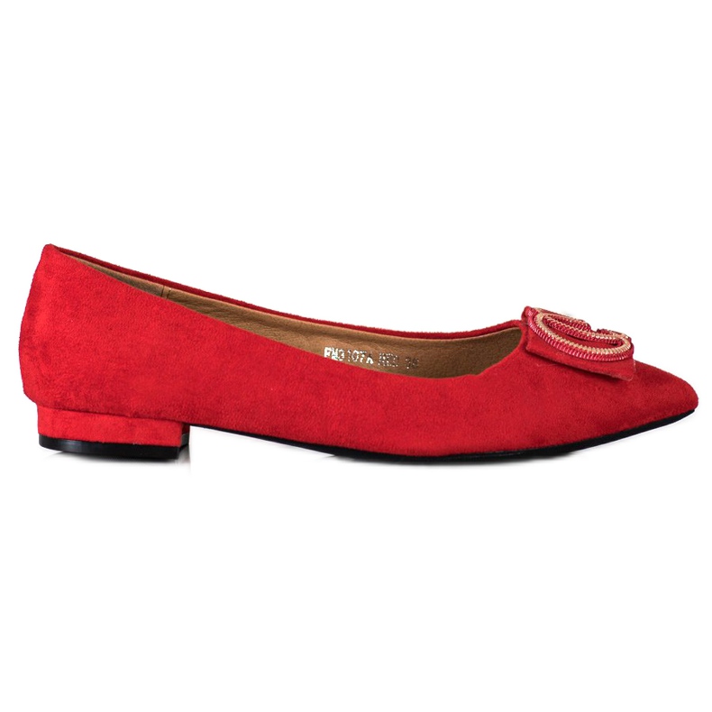 Fama Bailarina elegante con adorno rojo