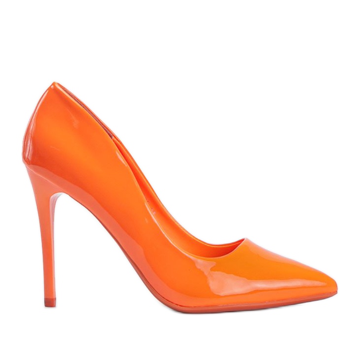 Tacones lacados en naranja de Angela