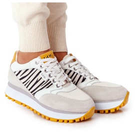 Zapatos Deportivos De Piel En La Plataforma GOE HH2N4001 Blanco-Amarillo