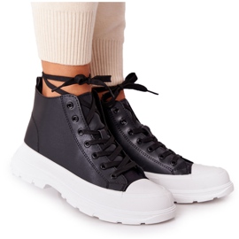 Zapatillas de mujer de piel negra Trissy con suela grande negro