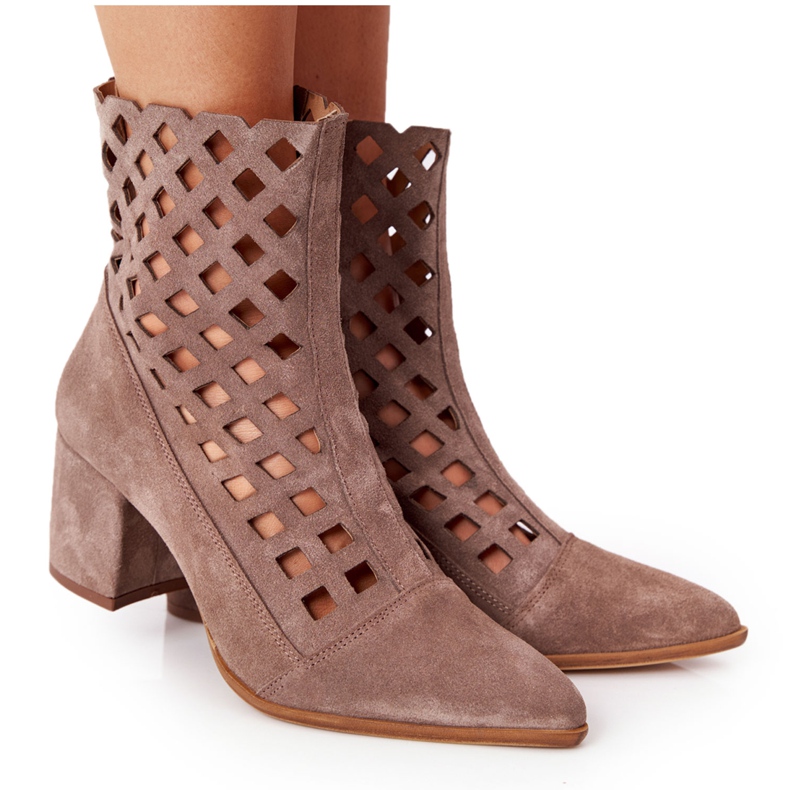 Botas de ante calado con tacones altos Nicole 2638 Marrón