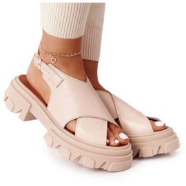Sandalias de cuero en la plataforma Lewski Shoes 3018-0 Beige