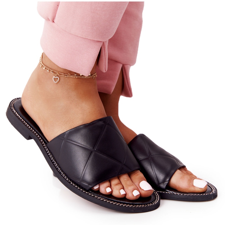 Pantuflas Piel Con Acolchado Nicole 2650 Negro