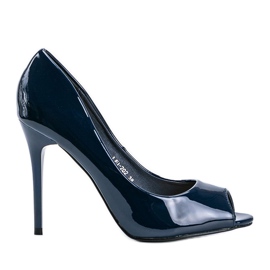 Zapatos de salón azul marino lacados en un tacón de Luke Zapatos de salón azul marino lacados en un tacón de Luke