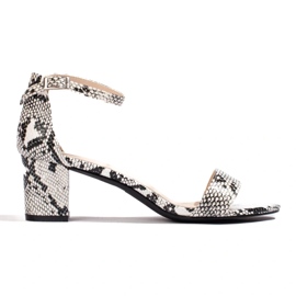 Goodin Sandalias de tacón con estampado de serpiente blanco negro Goodin Sandalias de tacón con estampado de serpiente blanco negro