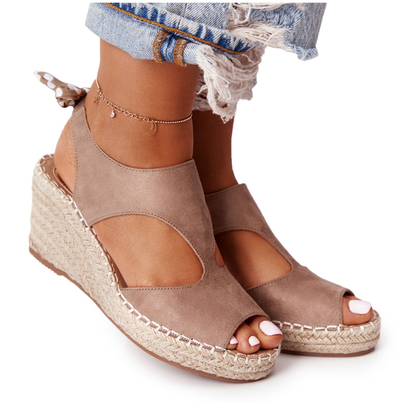 EVE Sandalias de cuña con trenzas Mykonos beige