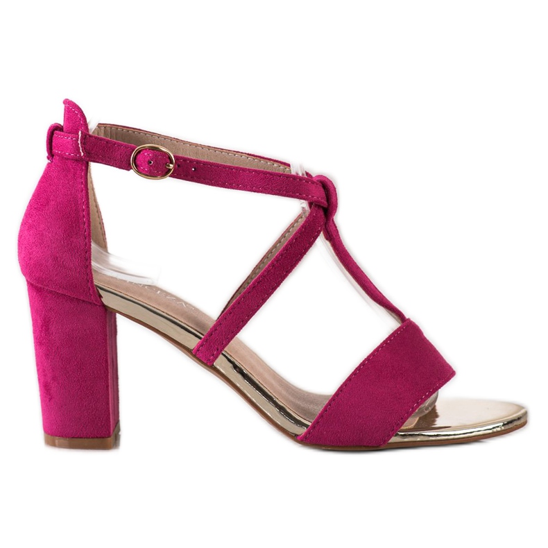 Sandalias con estilo en el bar VINCEZA rosado