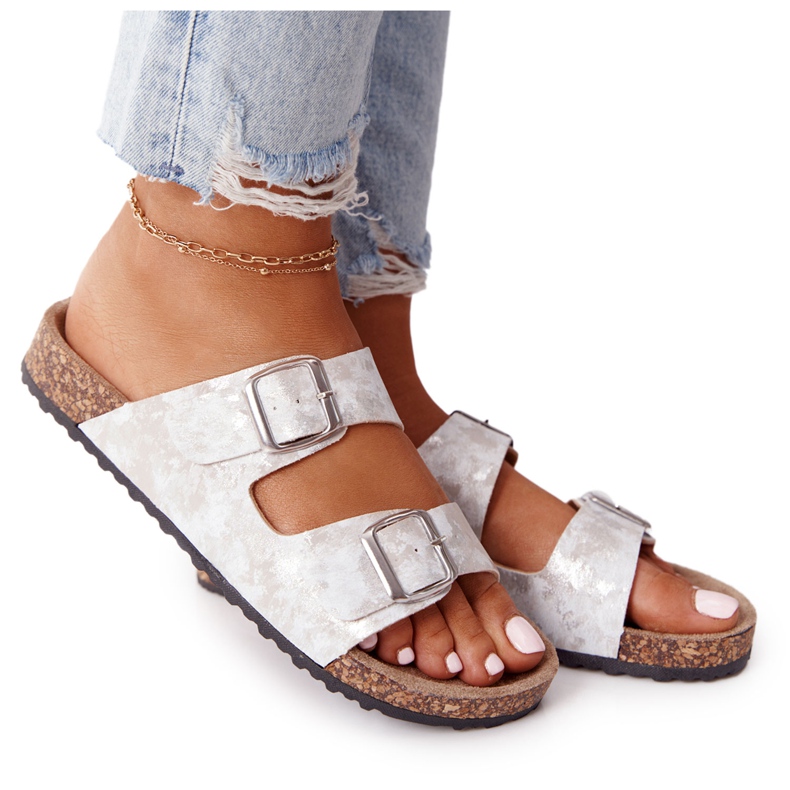 Pantuflas De Mujer Con Hebillas Plata Vivio Pantuflas De Mujer Con Hebillas Plata Vivio