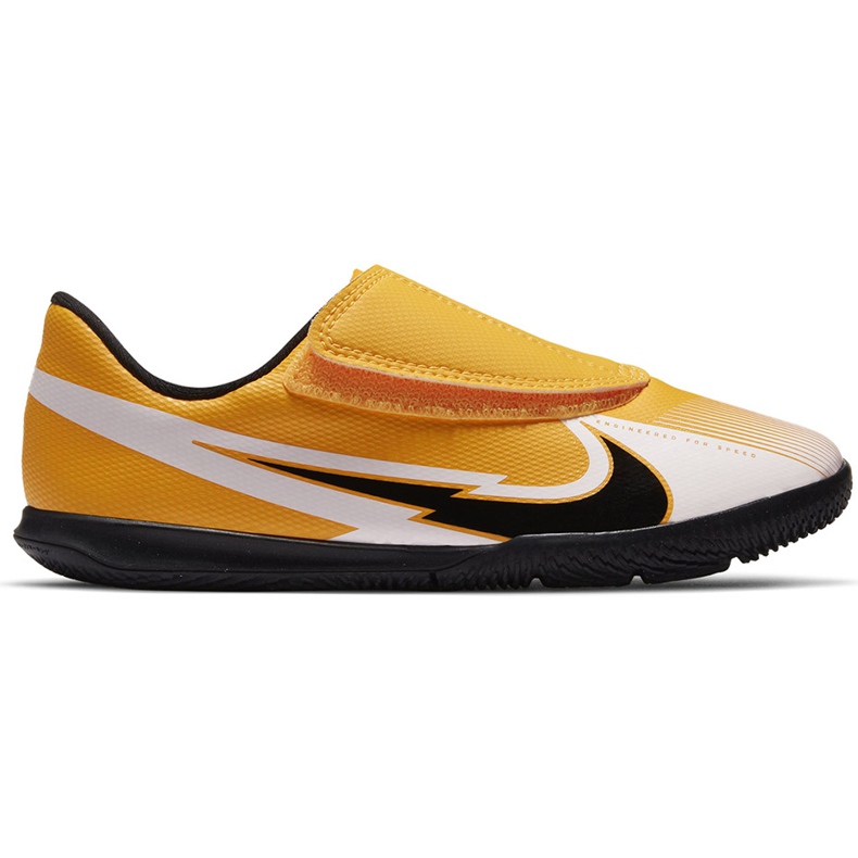 Zapatos de fútbol Nike Mercurial Vapor 13 Club Ic PS (V) Junior AT8170 801 blanco negro naranja