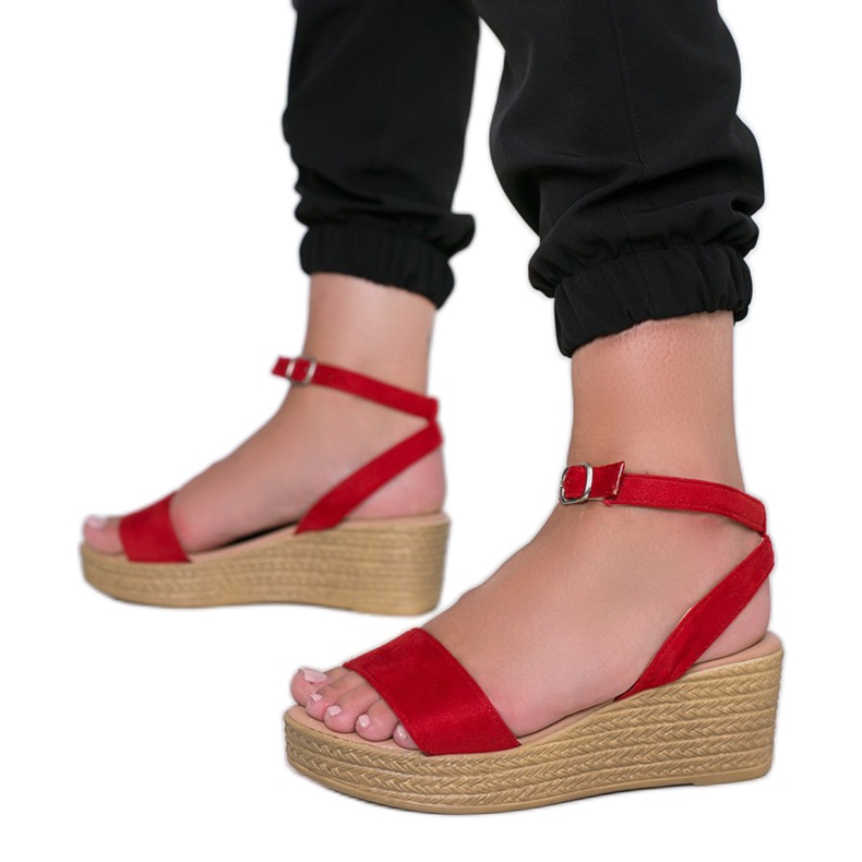 Sandalias de cuña rojas Seaky negro