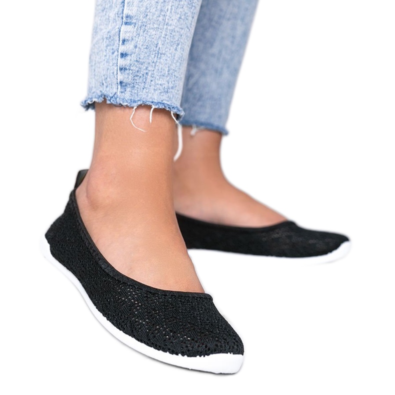 Bailarinas de tela negra con patrón de calado Rylee negro Bailarinas de tela negra con patrón de calado Rylee negro