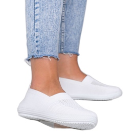 Zapatillas slip on caladas en blanco profundo