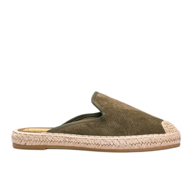 Chanclas verdes con un frente Kinshasa incorporado