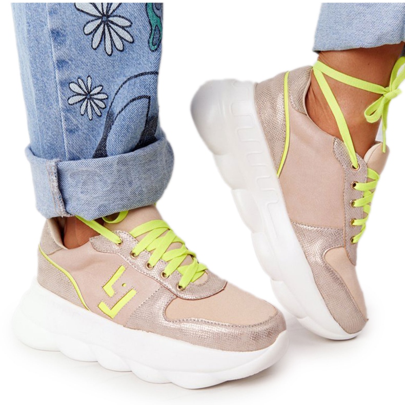 Zapatos deportivos para mujer en la plataforma Lu Boo Beige multicolor