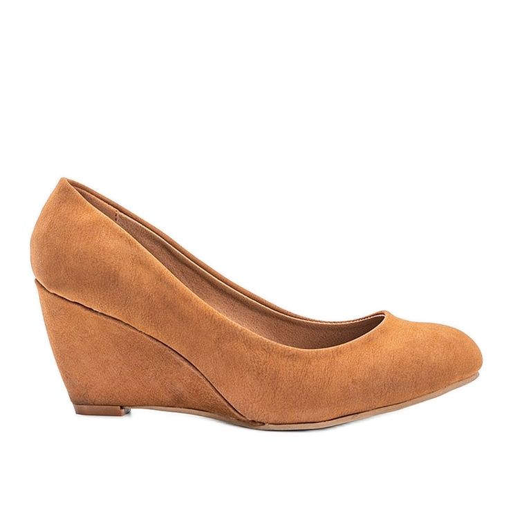 Bombas camel en la cuña Manama marrón