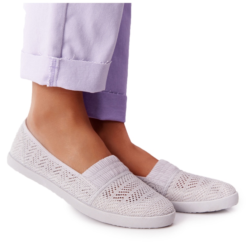 Zapatillas chillout grises sin cordones caladas