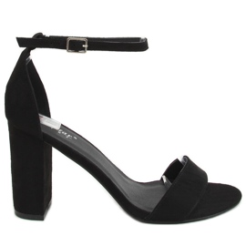 Sandalias negras en el poste AF03P Negro