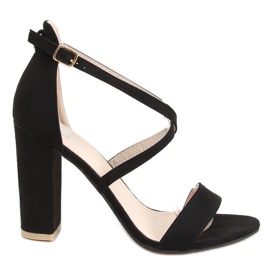 Sandalias negras en el poste GG-88P Negro