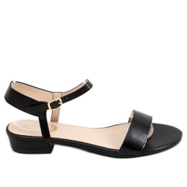 Sandalias negras con tacones planos F9020 Negro