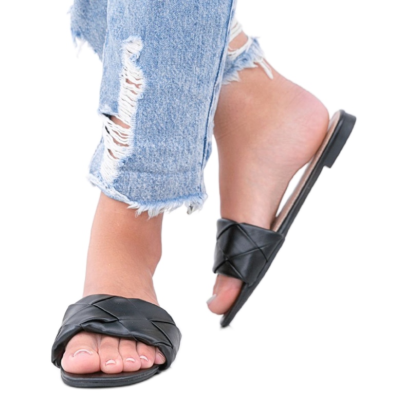 Zapatillas negras con parte superior trenzada de Iren negro